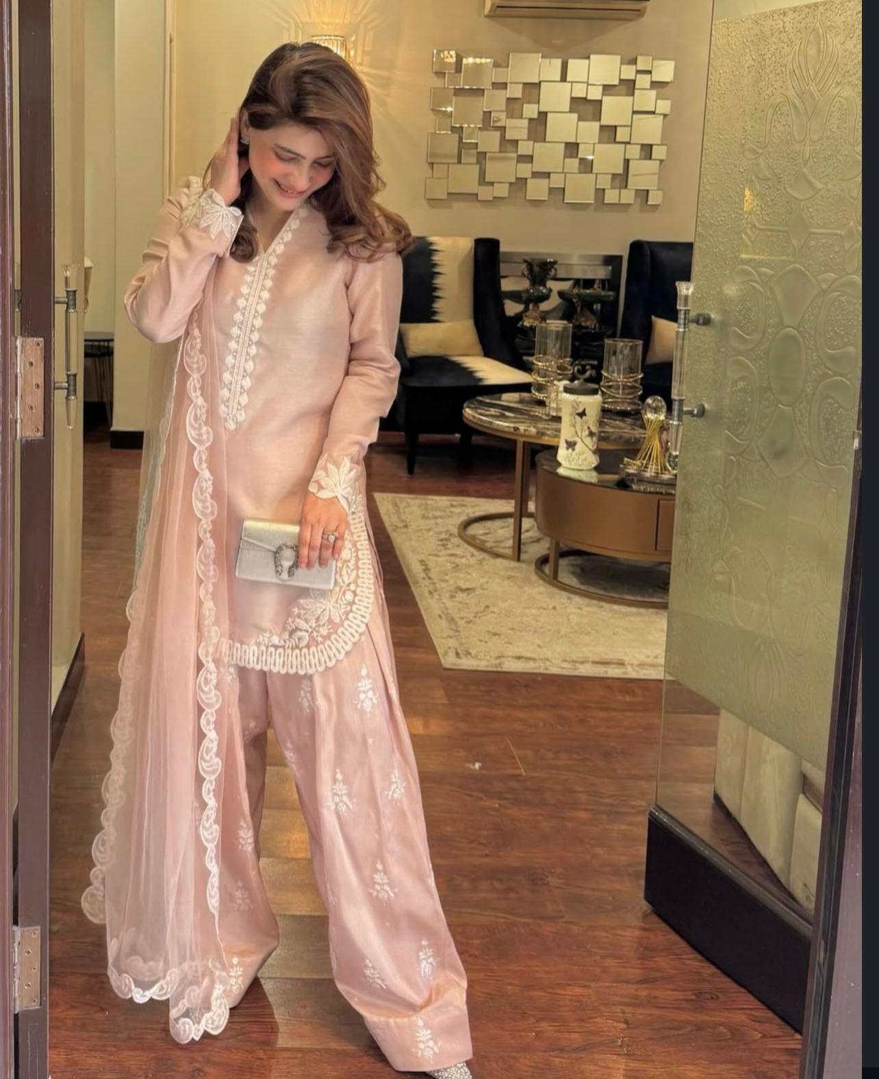 Elegant Designer Crepe Silk Embroidered Suit Set with Tissue Silk Dupatta - Image 3