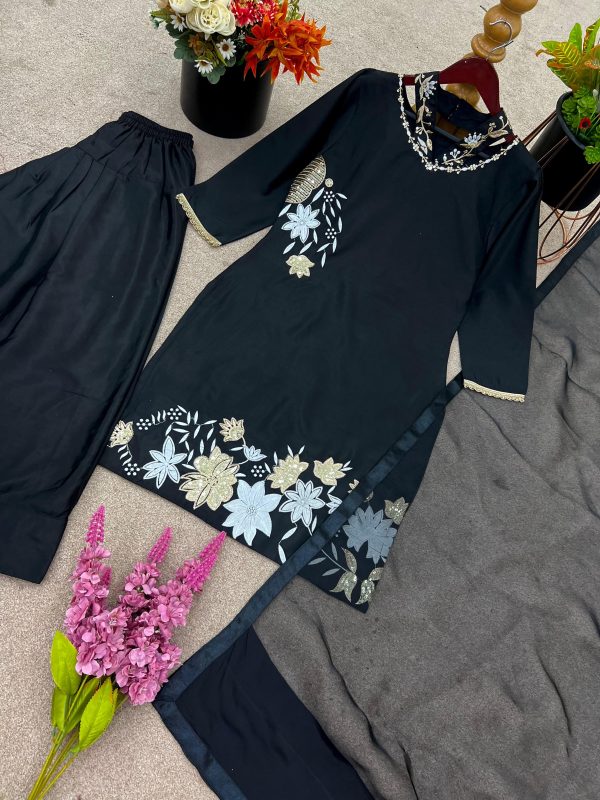 Elegant Black Floral Crepe Silk Suit Set – Ready to Wear - Image 15